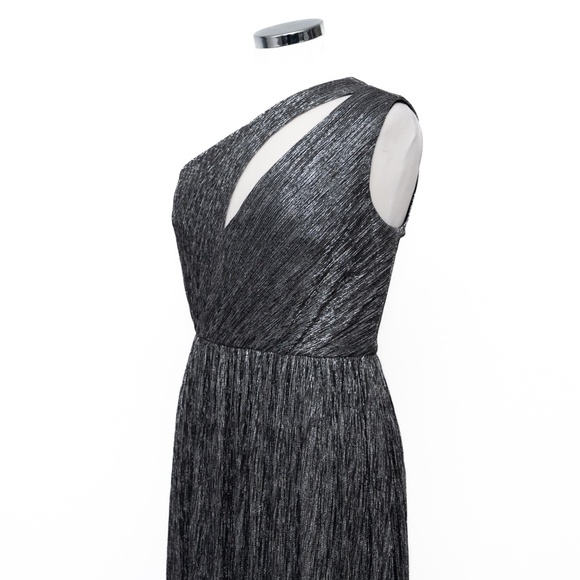 Dress The Population | Kienna Gown in Silver. New! - Picture 7 of 14